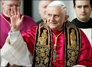 Pope Benedict XVI's phrase "the hermeneutic of continuity" has brought hermeneutics to the public interest.
